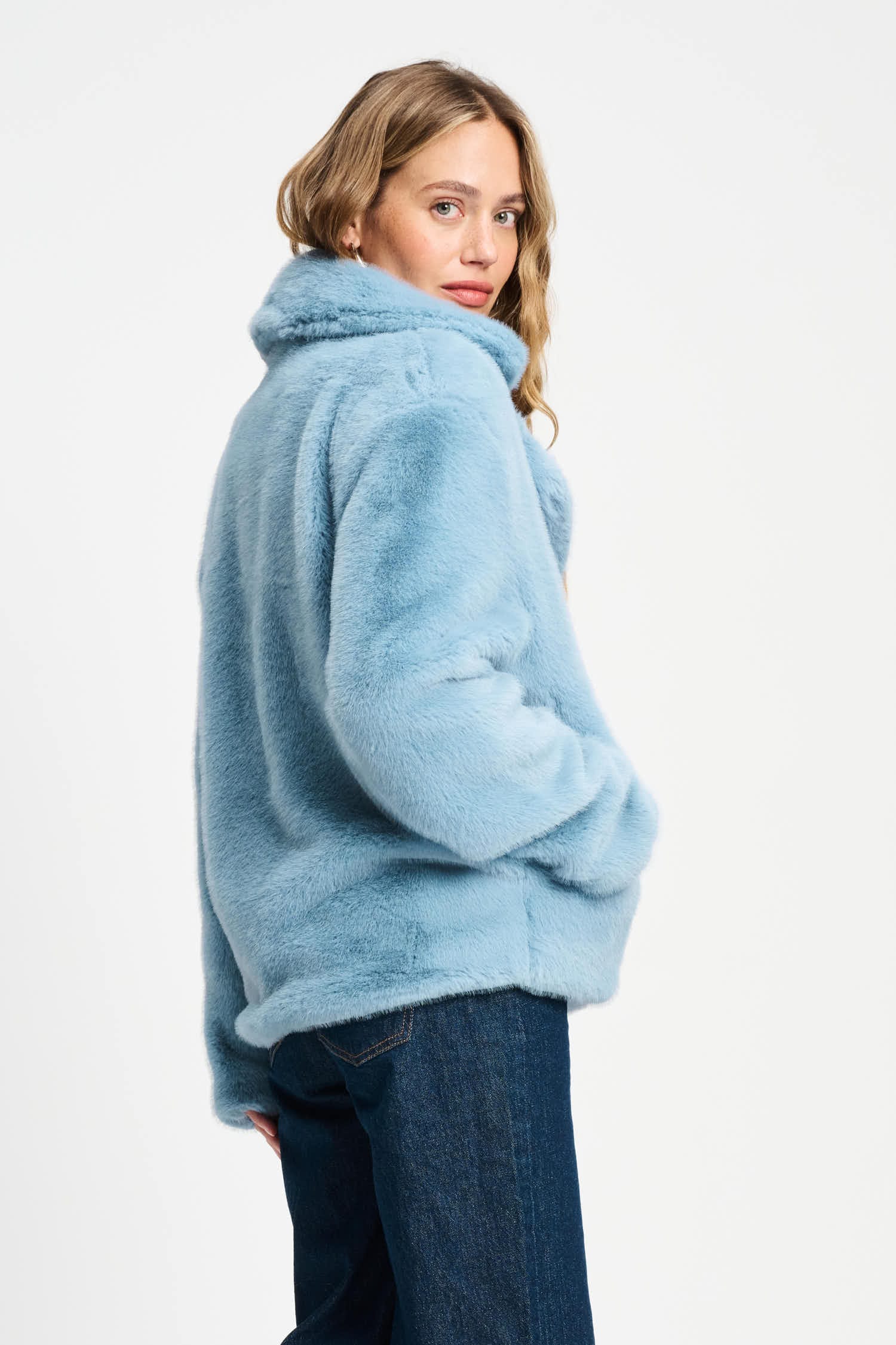 POM Amsterdam Coats VEST - Fur Misty Blue