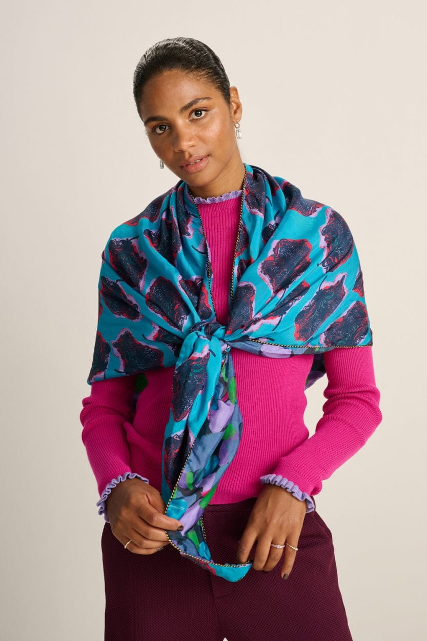 POM Amsterdam Shawls Blue / OS ÉCHARPE - Double Flower Pop Blue
