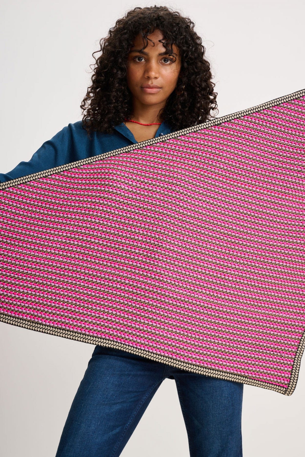 POM Amsterdam Shawls Pink / OS ÉCHARPE - Contours Fluor Pink