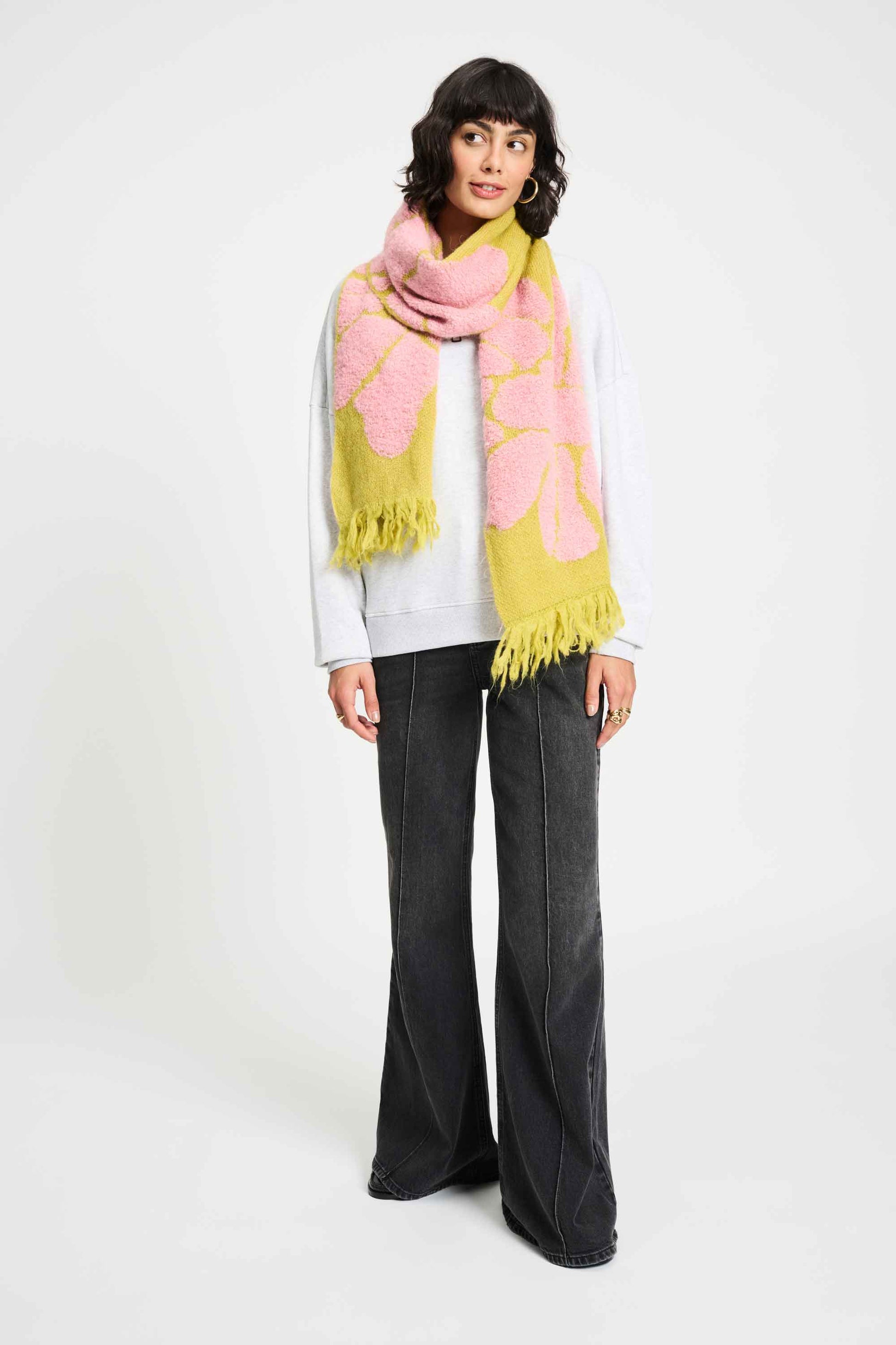 POM Amsterdam Shawls Yellow / OS ECHARPE - Garden Flowers