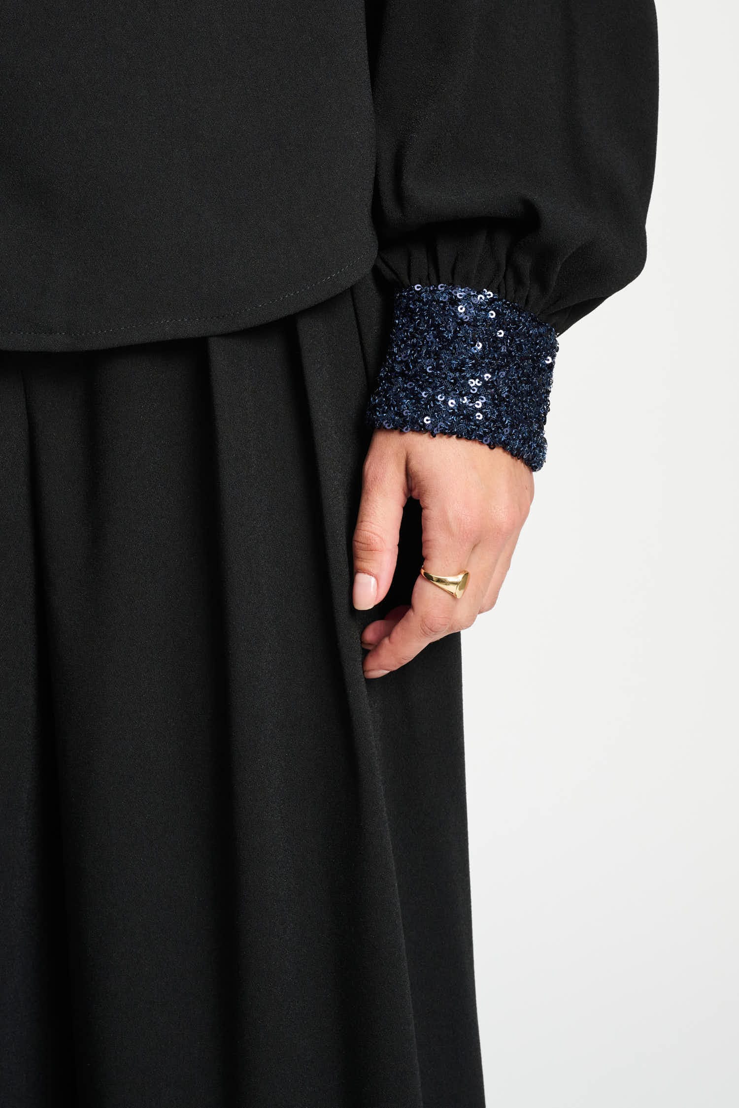 POM Amsterdam Blouses BLOUSE - Bow Noir