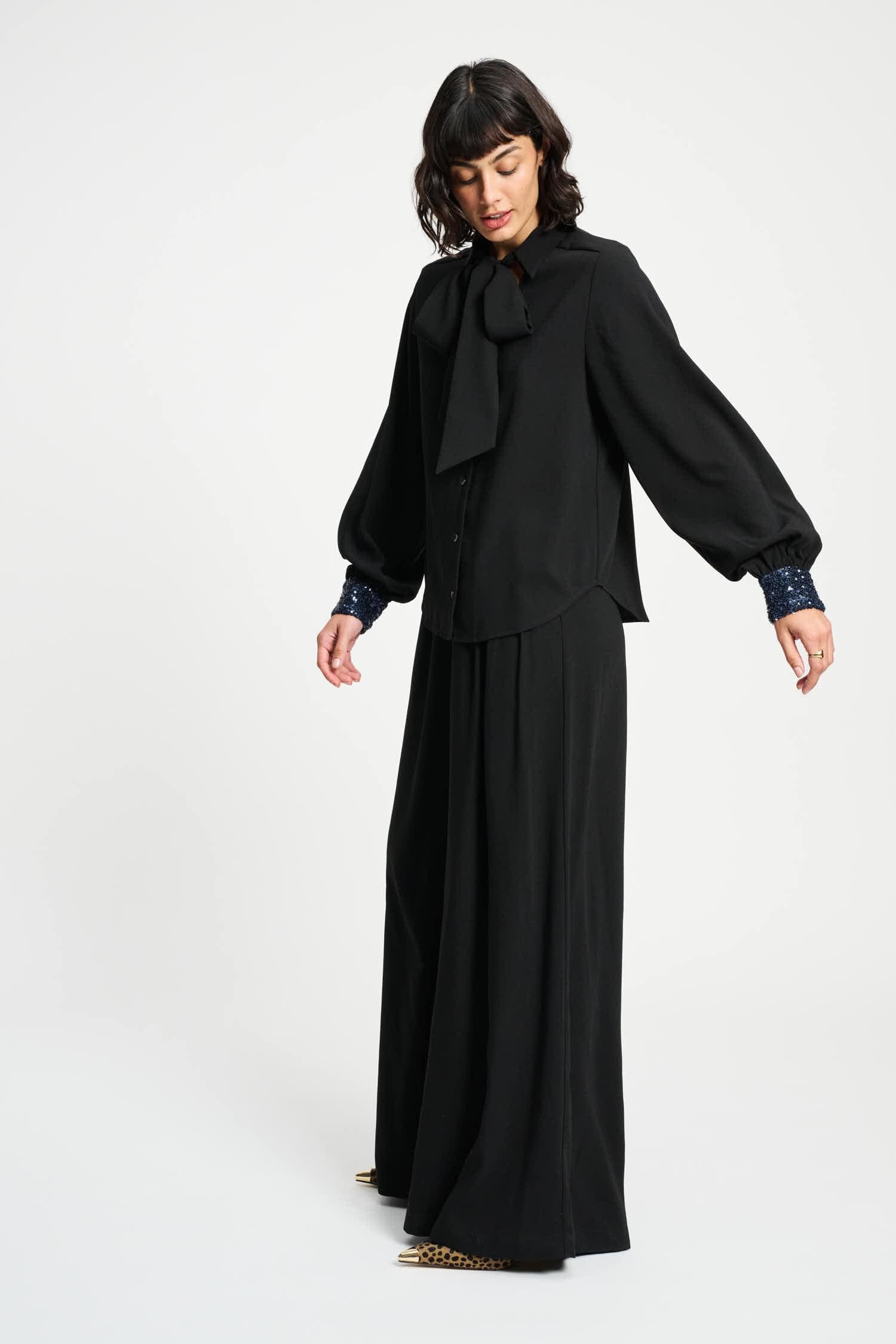 POM Amsterdam Blouses BLOUSE - Bow Noir