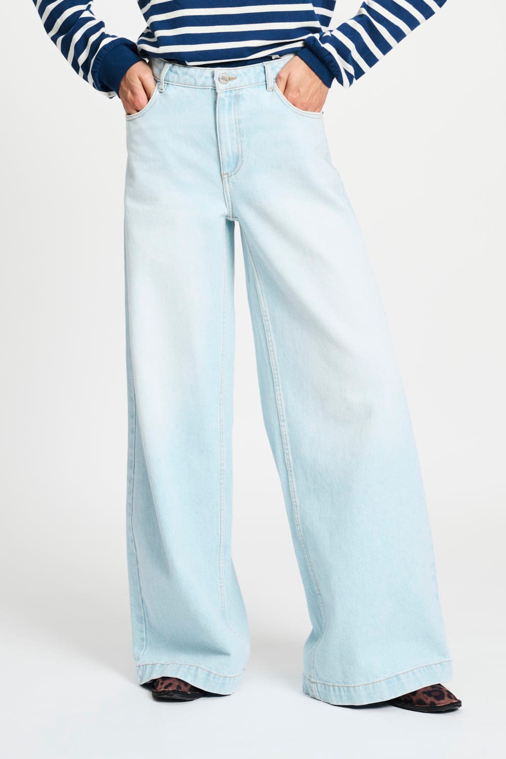 POM Amsterdam Jeans JEANS - Baggy Wideleg Light Blue