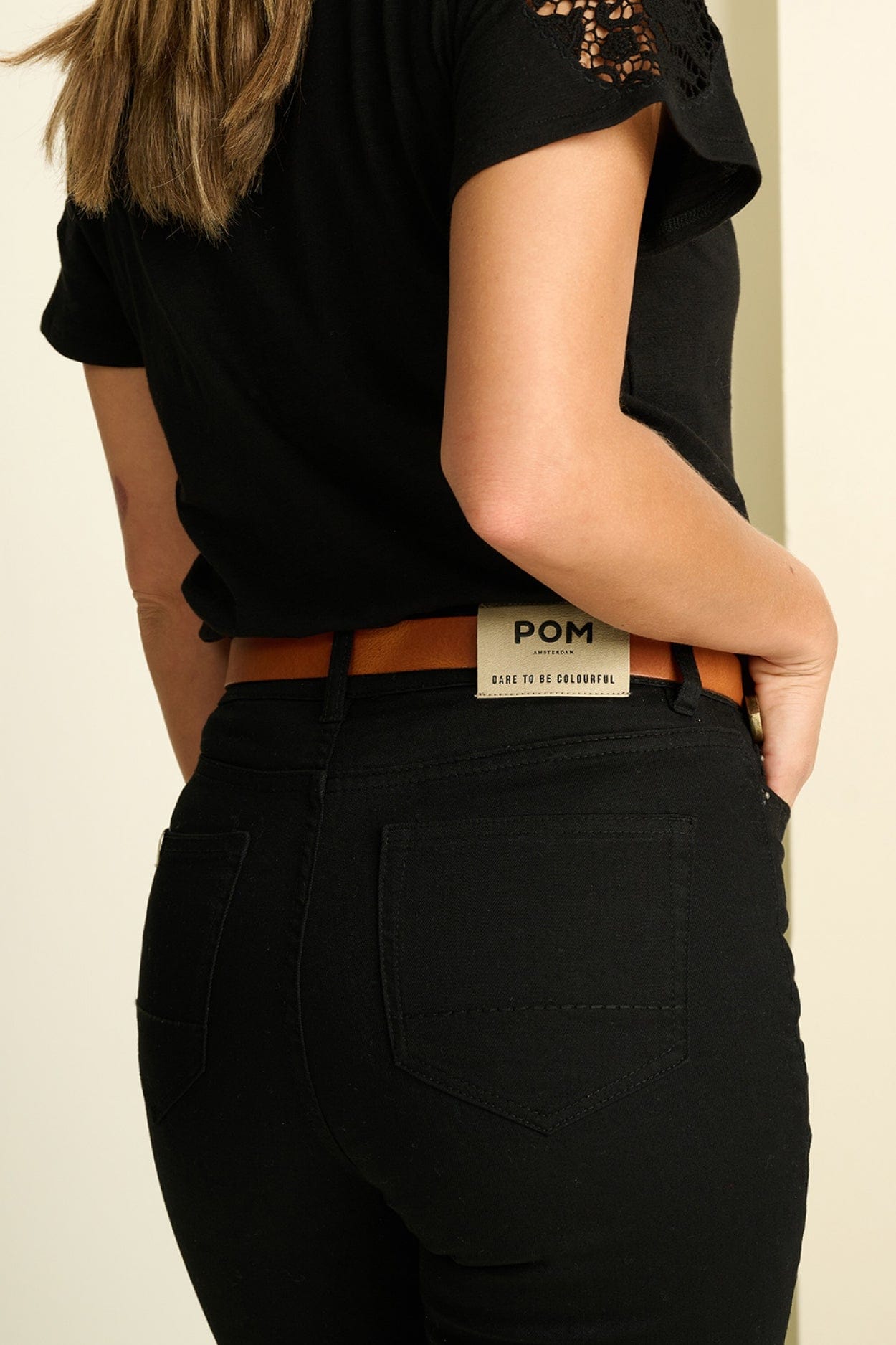 POM Amsterdam Jeans JEANS - Esmee Flare Black
