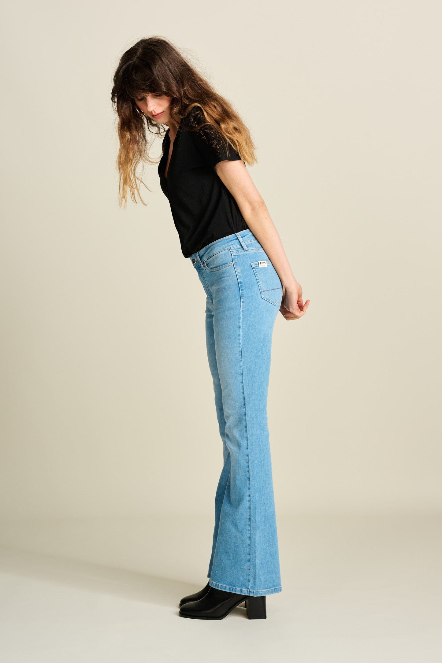 POM Amsterdam Jeans JEANS - Esmee Flare Light Blue