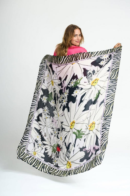 POM Amsterdam Shawls Black / OS ÉCHARPE - Oopsy Daisy Black