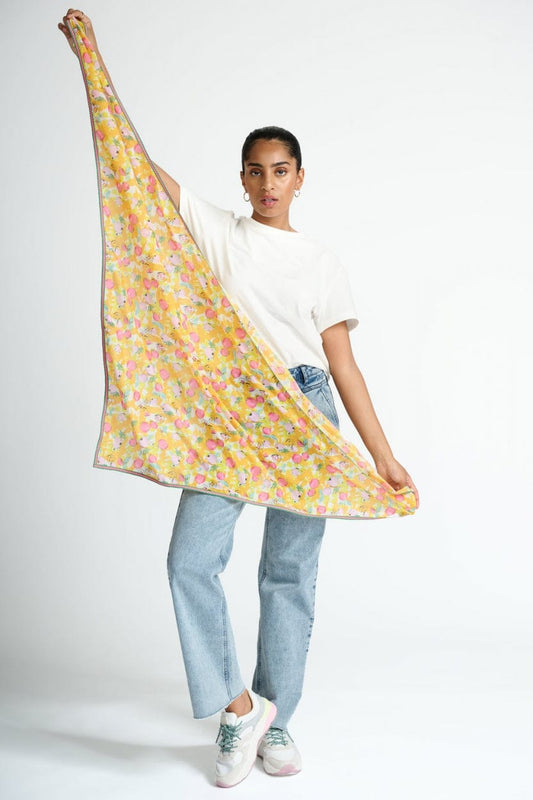 POM Amsterdam Shawls Yellow / OS ÉCHARPE - Pomegranate Yellow